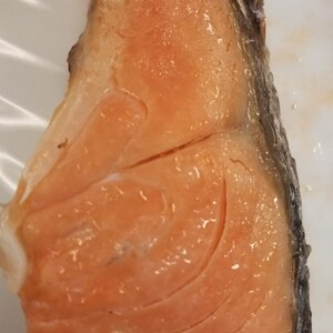 フライパンでふっくら美味しい焼き鮭